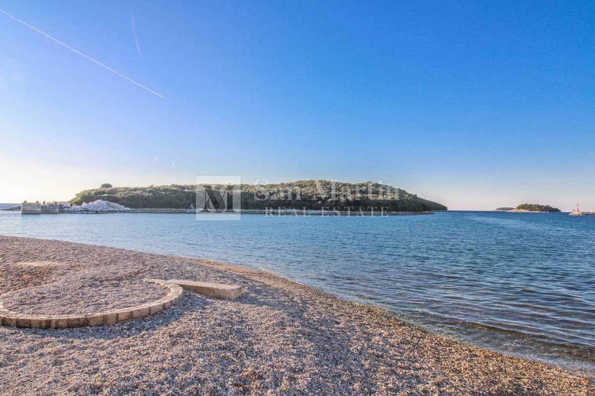 Parenzo, dintorni - Casa in ottima posizione vicino al mare