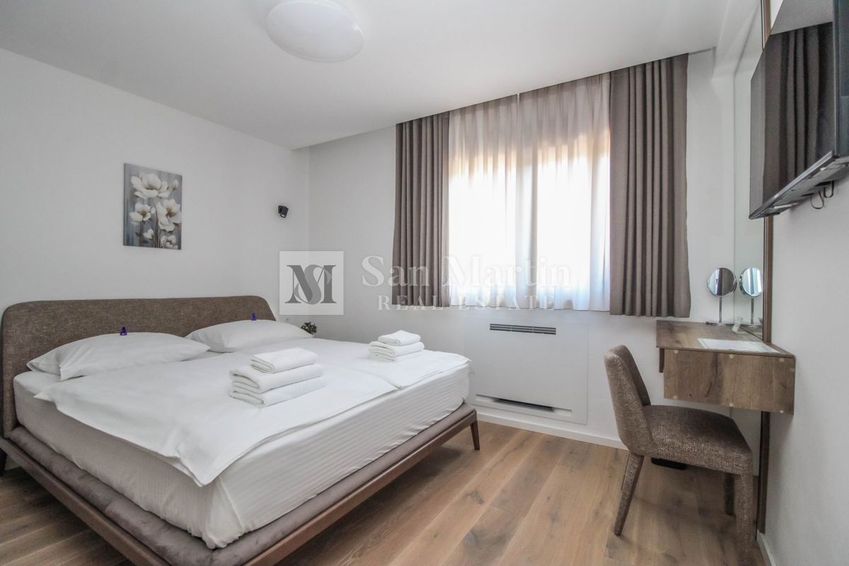 Parenzo - una casa con 4 camere da letto in un'ottima posizione