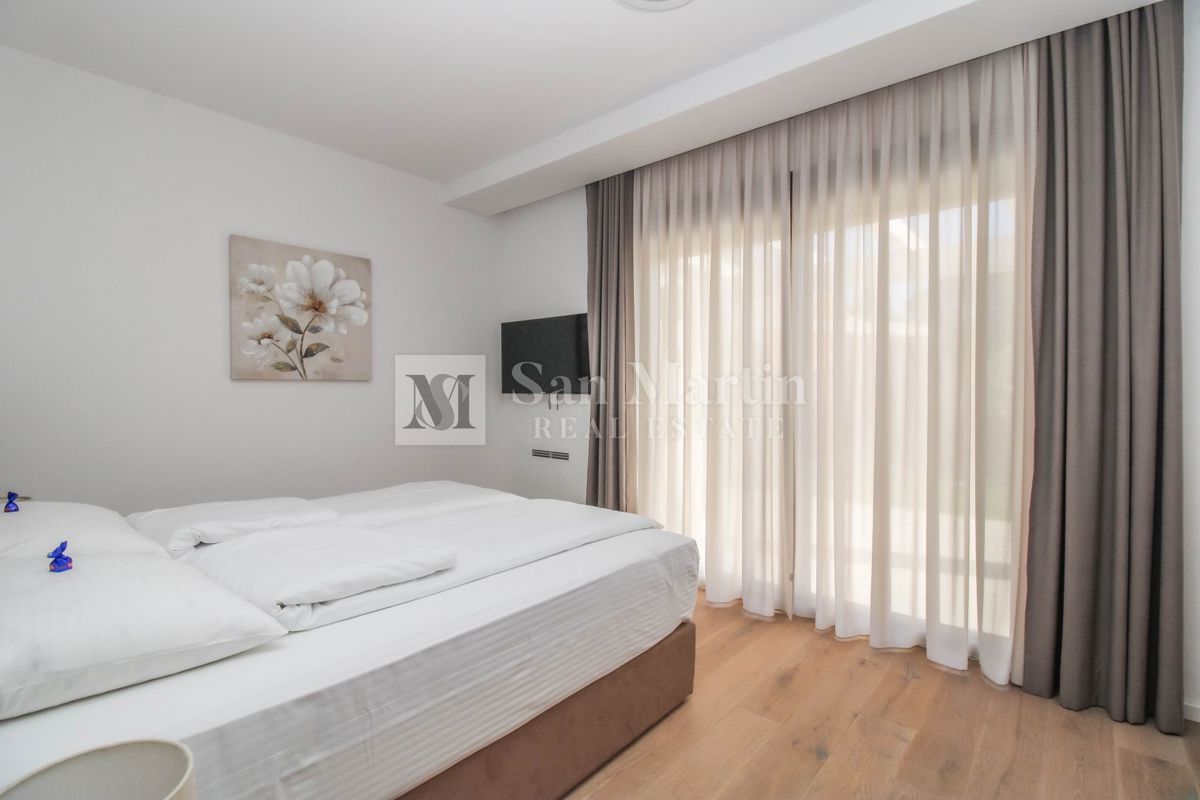 Parenzo - una casa con 4 camere da letto in un'ottima posizione