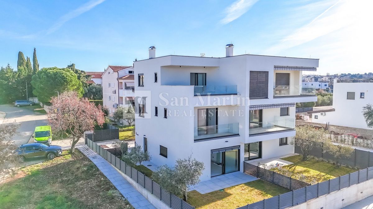 Parenzo – Casa in posizione ricercata con vista mare