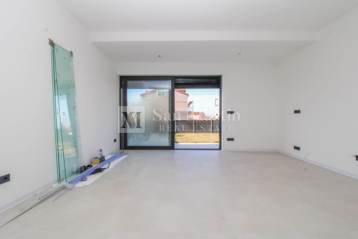 Parenzo – Casa in posizione ricercata con vista mare