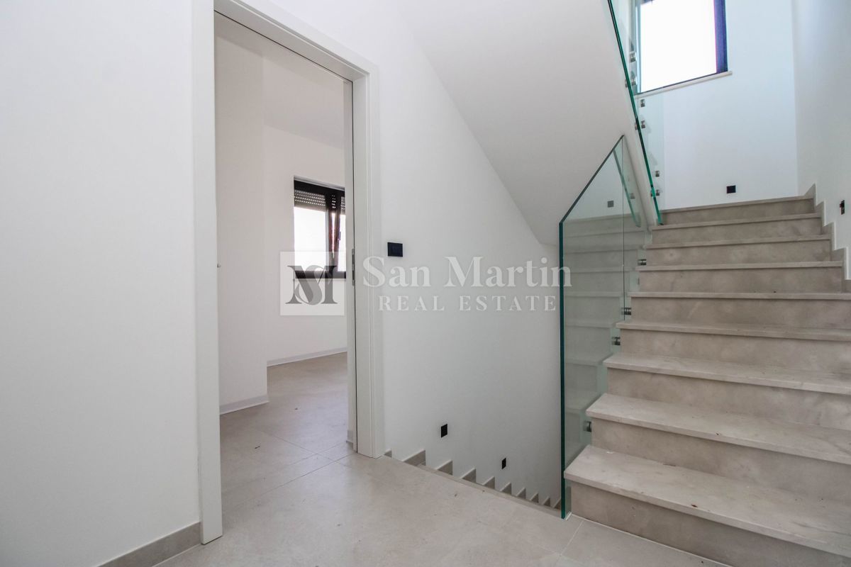 Parenzo – Casa in posizione ricercata con vista mare