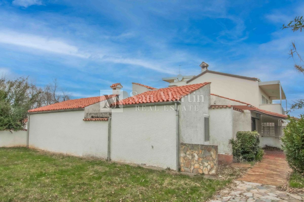 CASA POREČ a 400 metri dalla spiaggia e dal mare