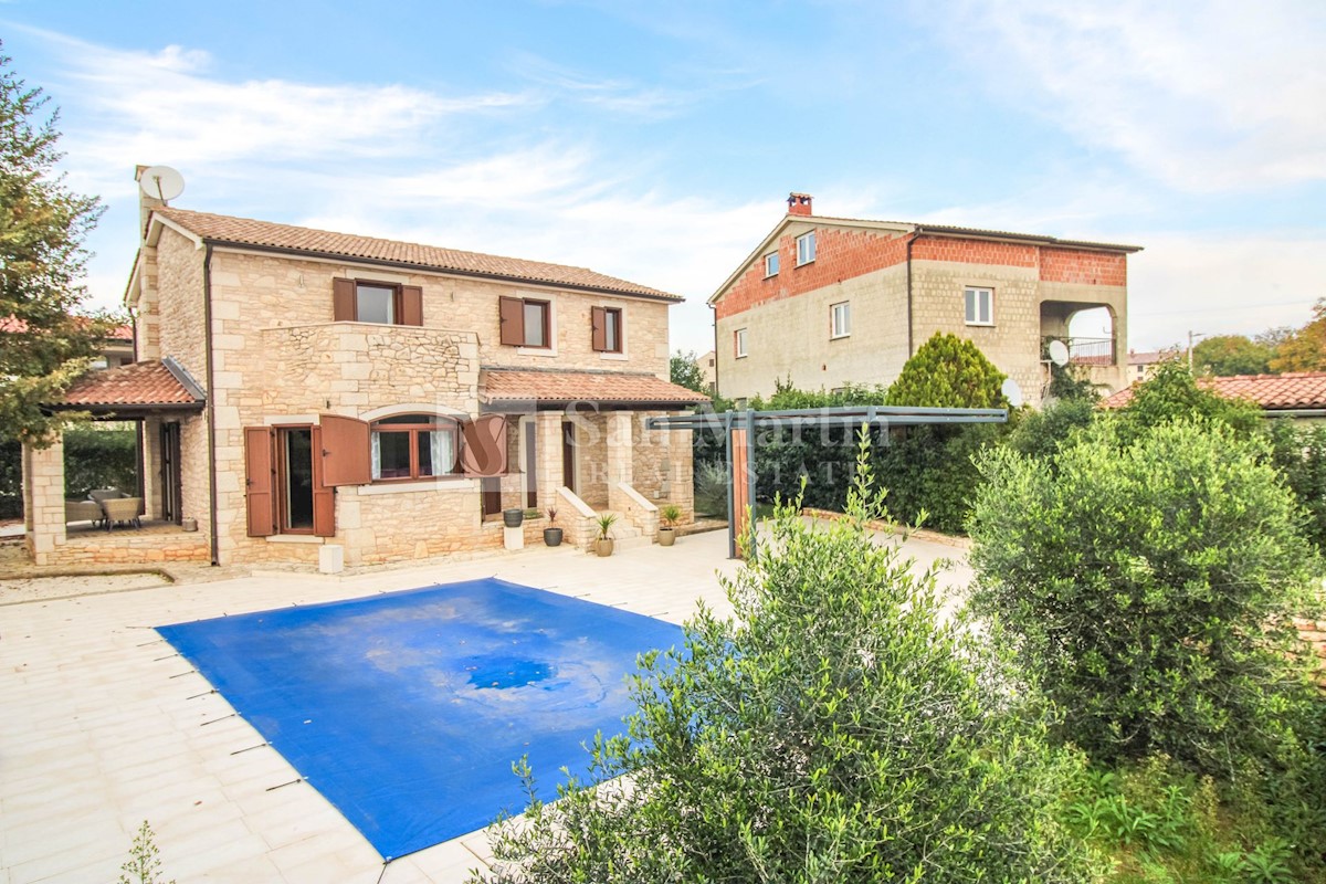 Parenzo, dintorni - casa indipendente in pietra con piscina