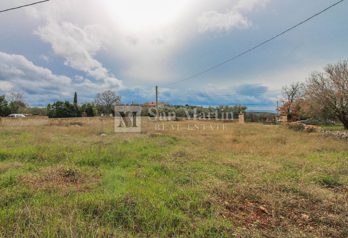 Rovigno - bellissima terra con vista sul mare