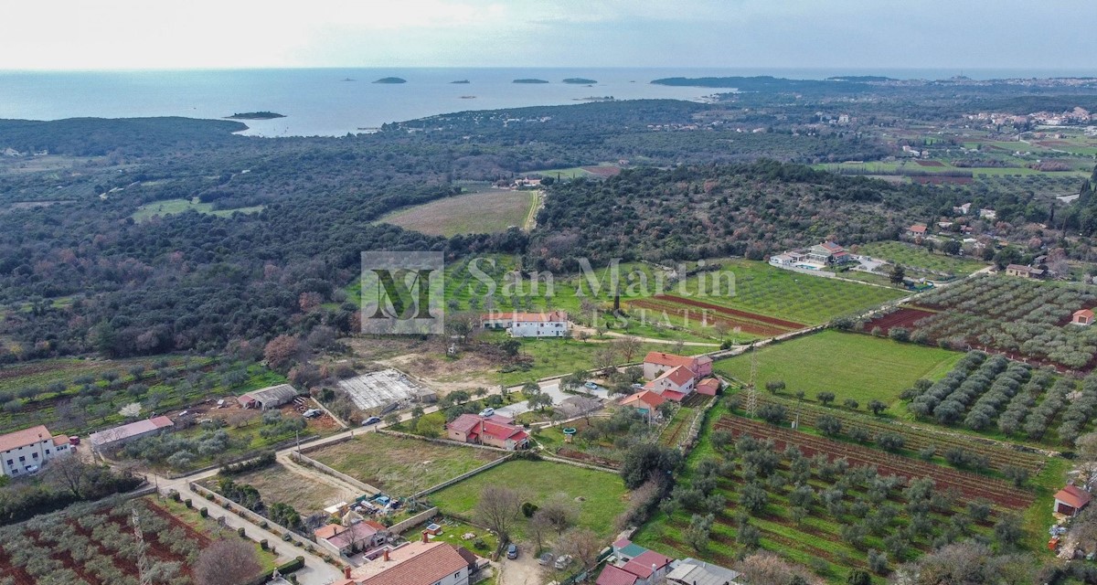 Rovigno - bellissima terra con vista sul mare