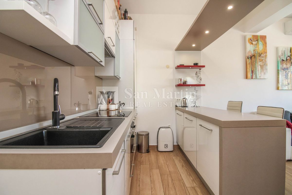 Parenzo, centro – appartamento ben arredato nel centro città