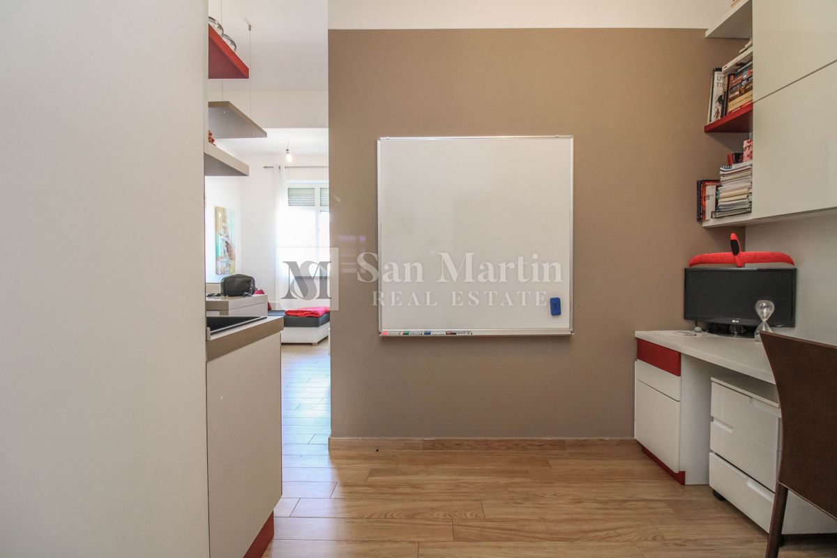 Parenzo, centro – appartamento ben arredato nel centro città