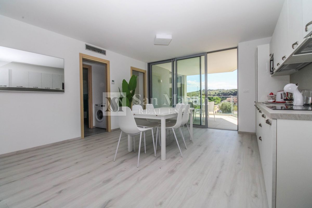 Rovigno - un fantastico appartamento con vista mare proprio accanto alle spiagge