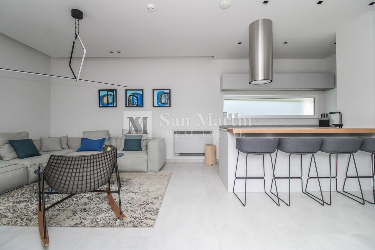 Parenzo, dintorni - bella casa con piscina vicino al mare