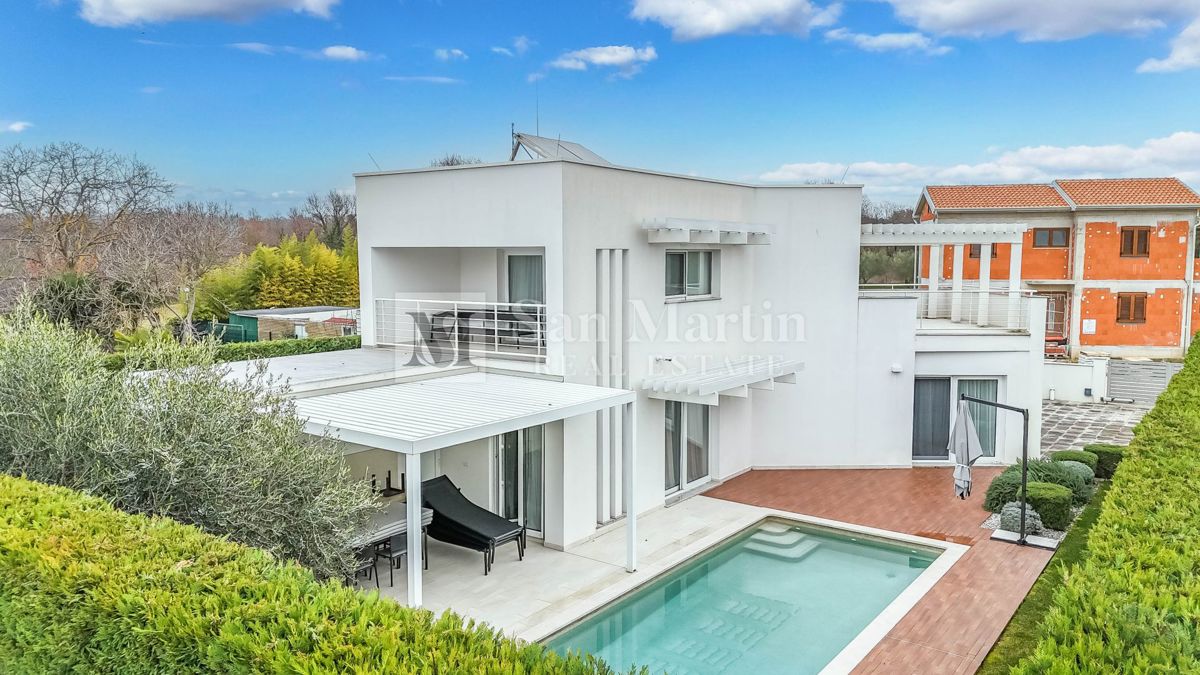 Parenzo, dintorni - bella casa con piscina vicino al mare