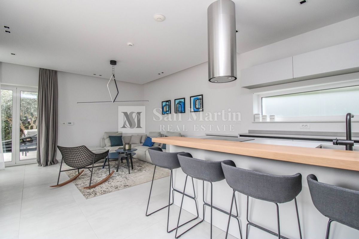 Parenzo, dintorni - bella casa con piscina vicino al mare