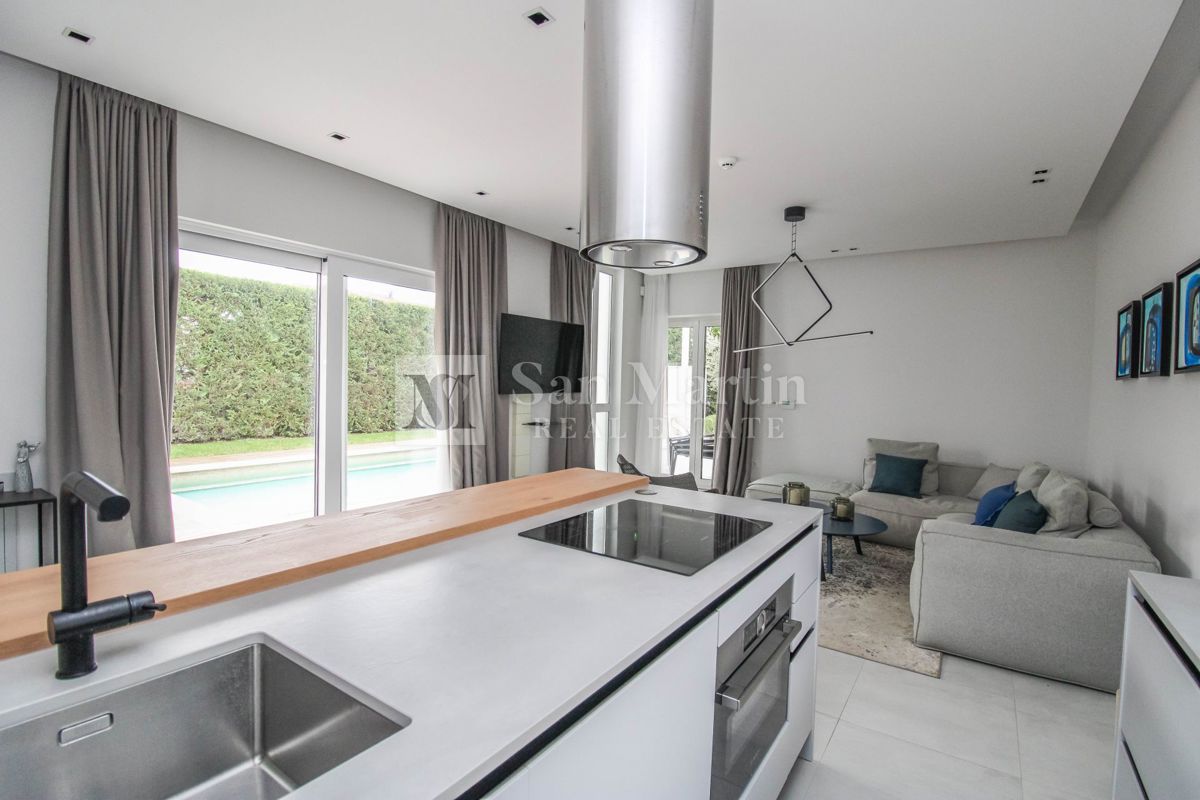 Parenzo, dintorni - bella casa con piscina vicino al mare