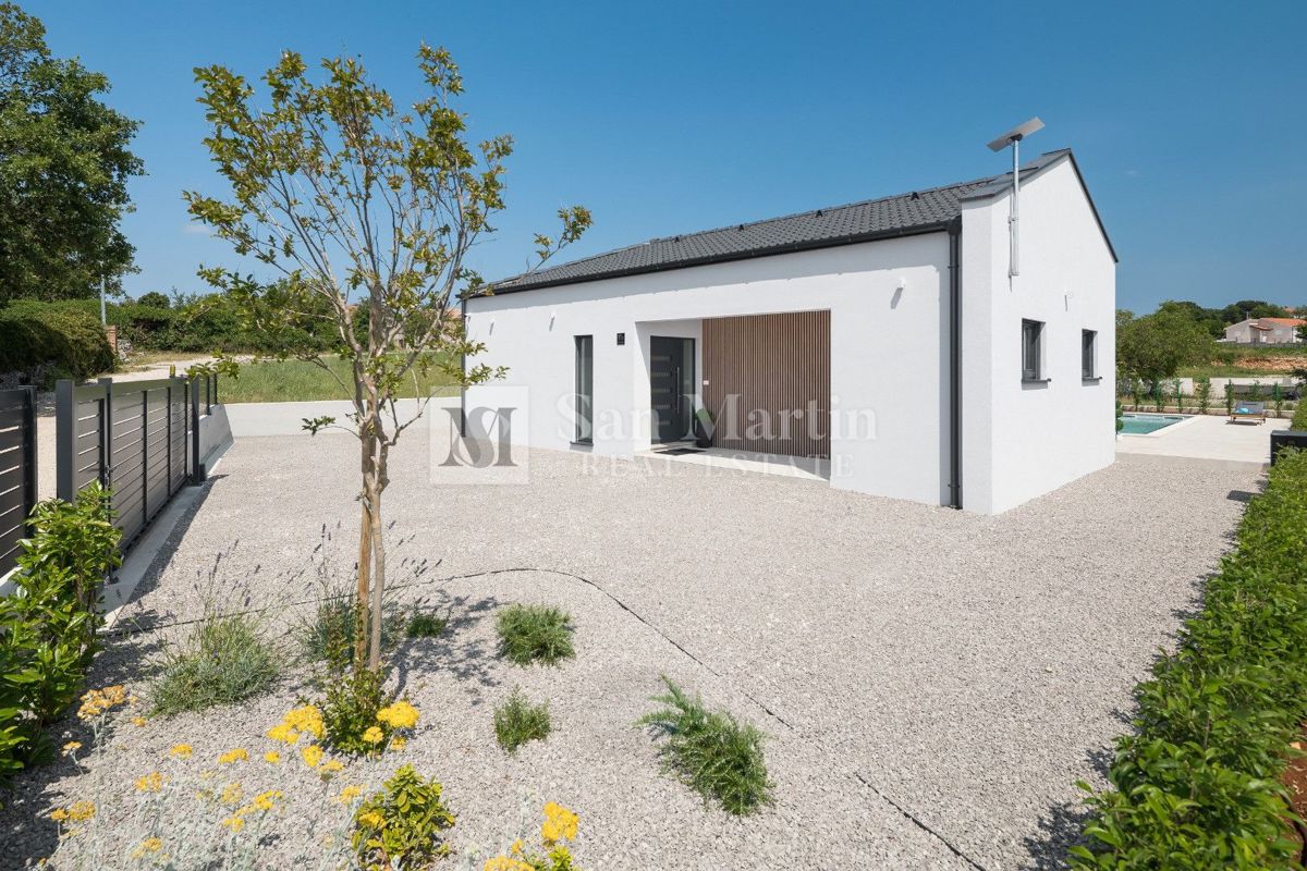 Istria centrale – Casa di nuova costruzione su un unico livello in posizione tranquilla