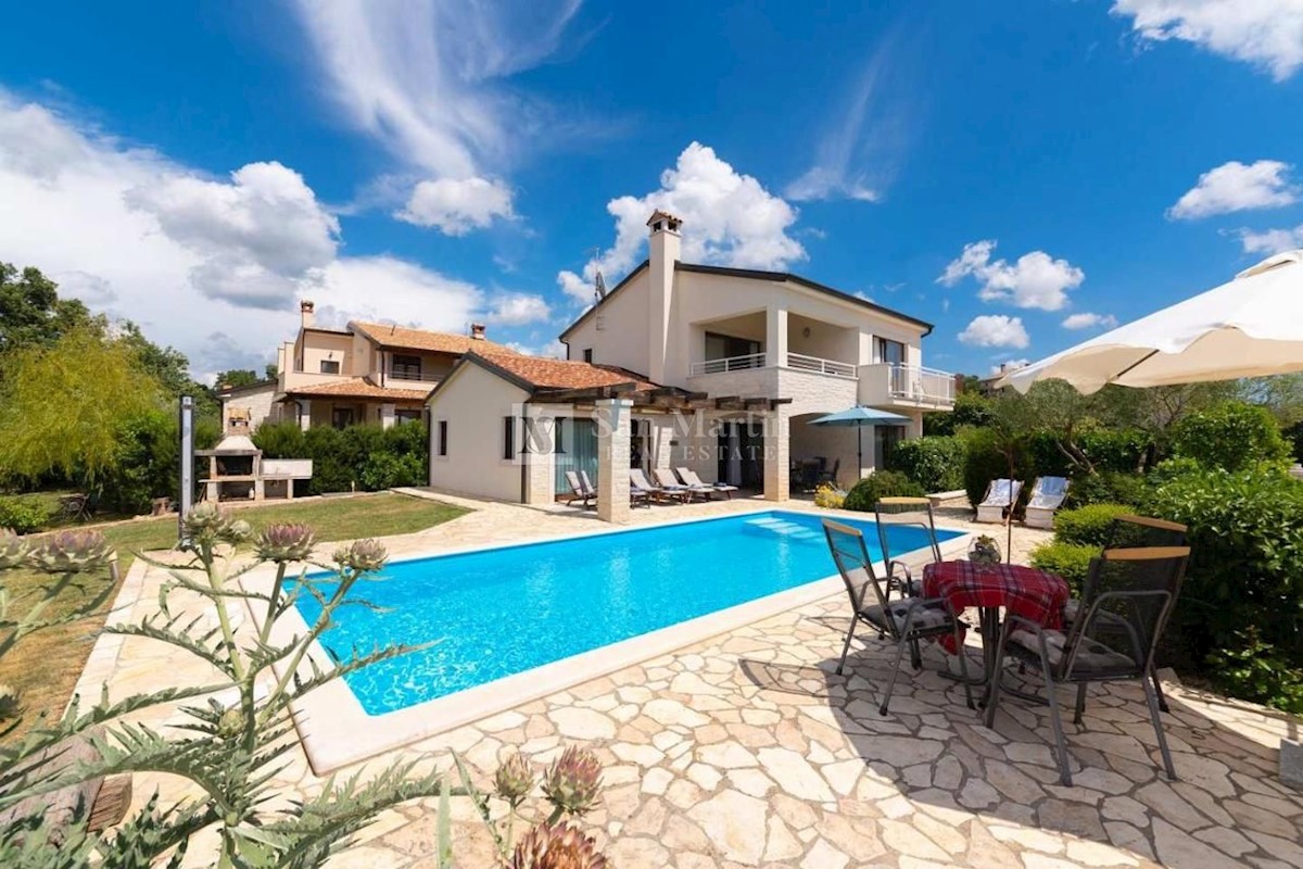 Parenzo, casa con vista panoramica sul mare e sulla costa