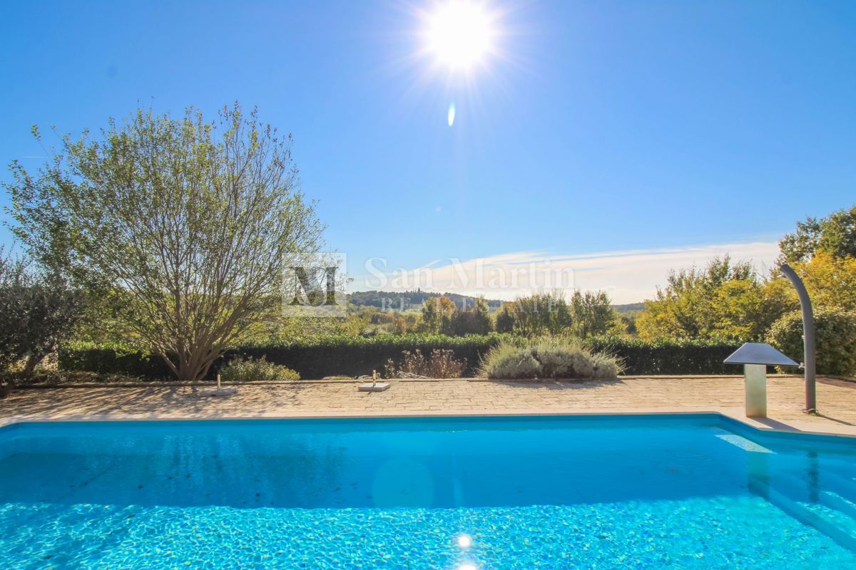 Parenzo, dintorni - casa in pietra con vista sulla natura e sul mare