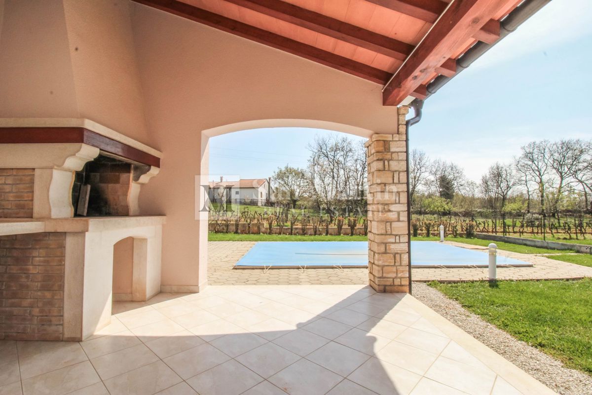 Parenzo, dintorni - casa familiare con piscina