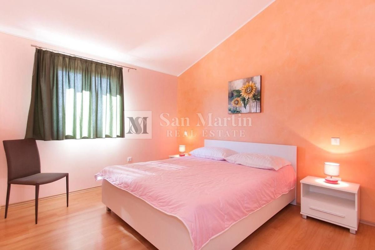 Parenzo, dintorni - casa familiare con piscina