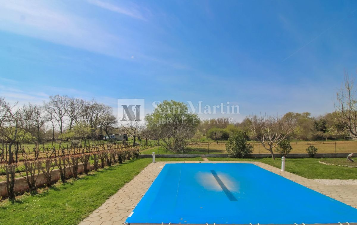 Parenzo, dintorni - casa familiare con piscina