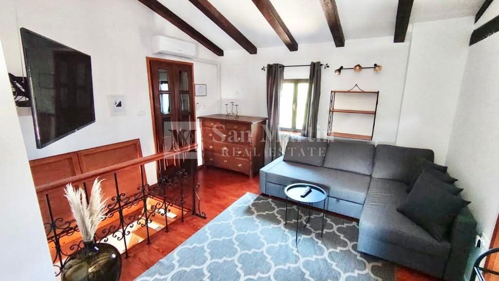 Vicino a Kanfanar – Splendida Casa in Pietra con Piscina