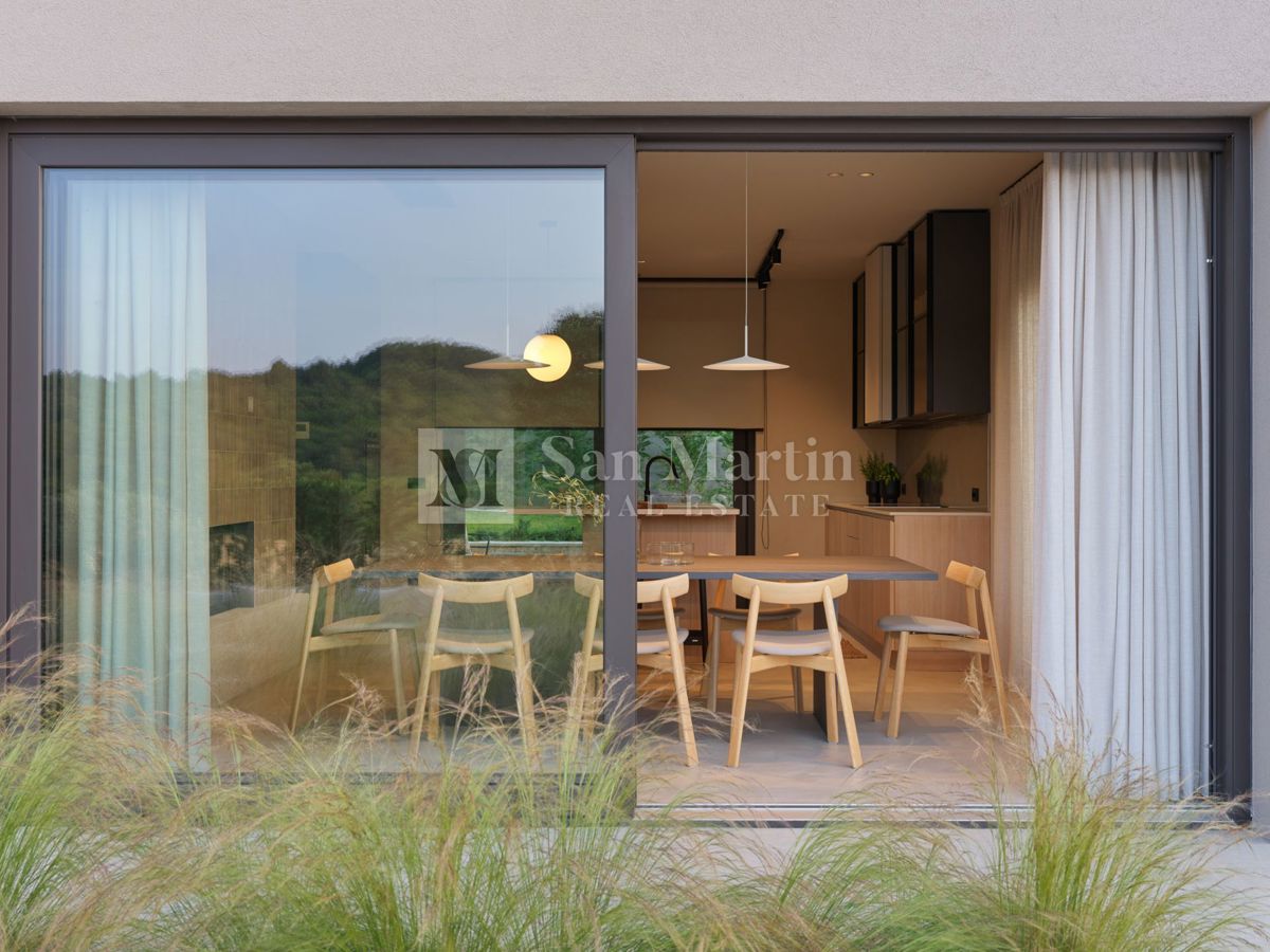 Parenzo, dintorni - Una casa straordinaria ai margini del villaggio