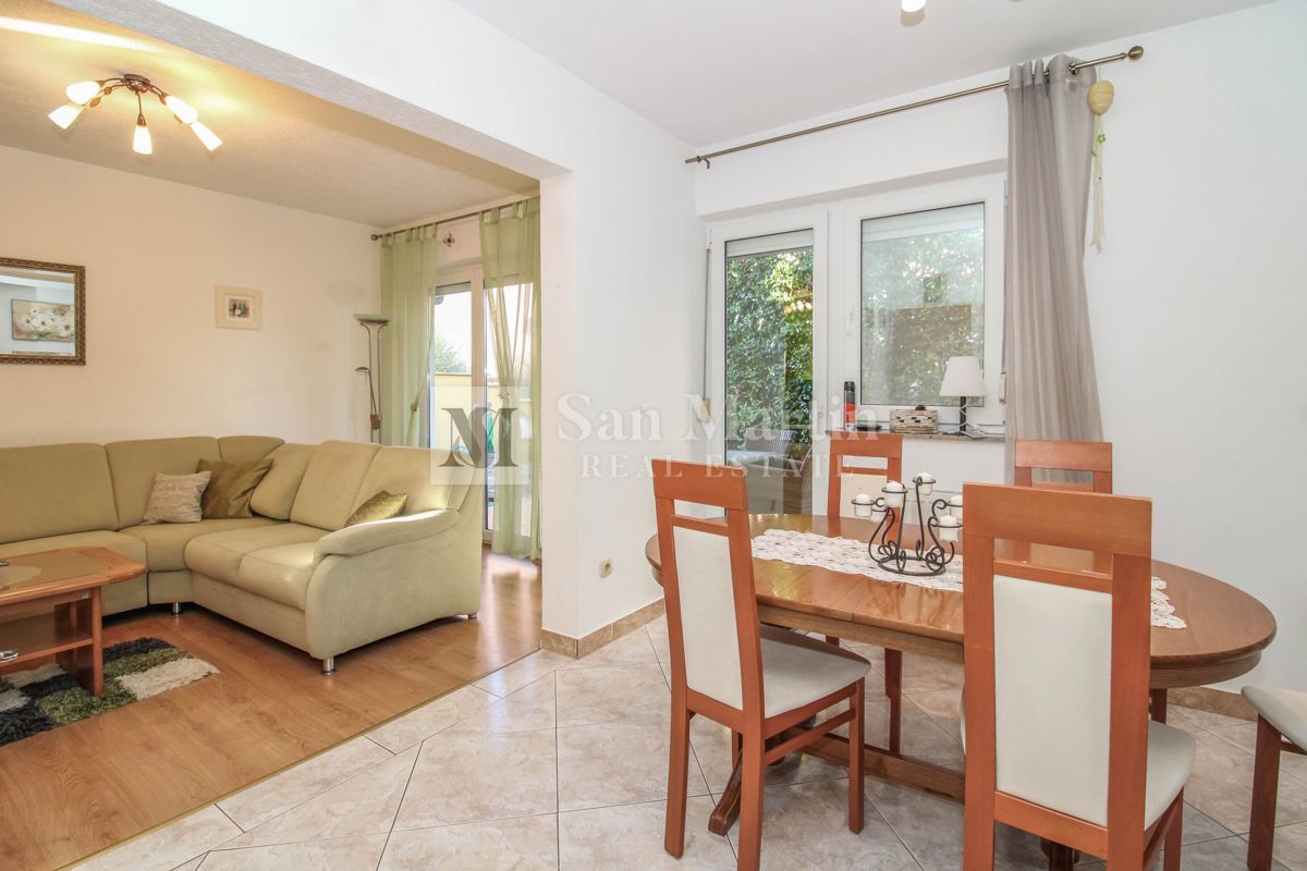 PARENZO - Casa con appartamento separato e taverna