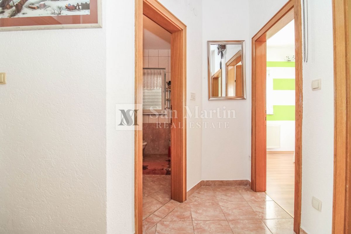 PARENZO - Casa con appartamento separato e taverna