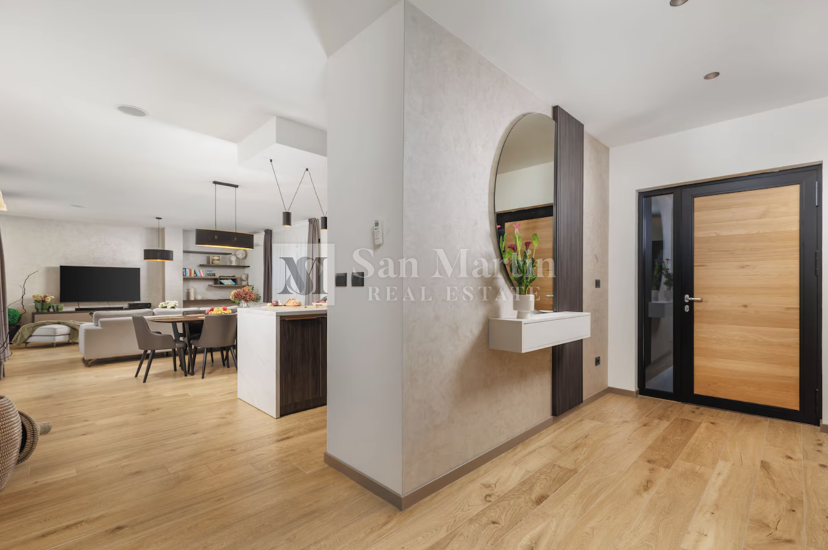 Rovigno, dintorni - casa a un piano lussuosa e di alta qualità