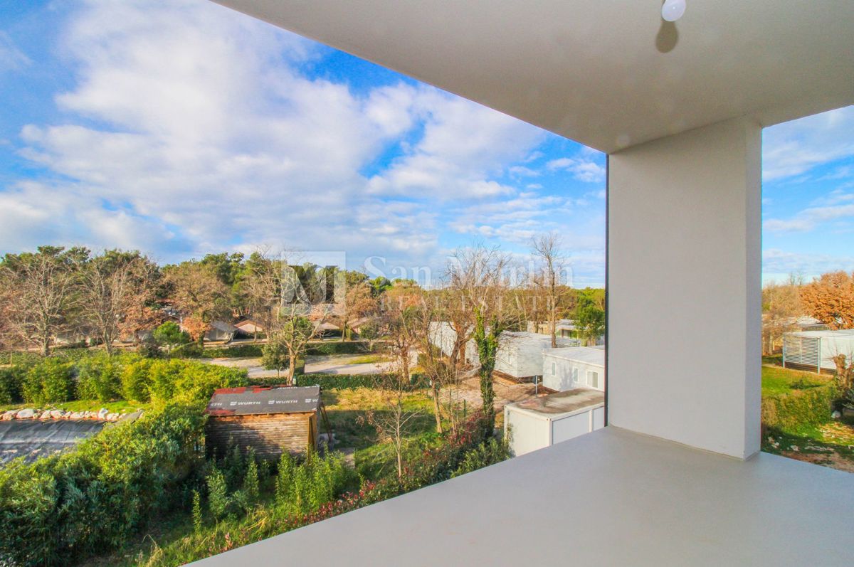 Umago - trilocale, costruzione nuova a 400 m dal mare