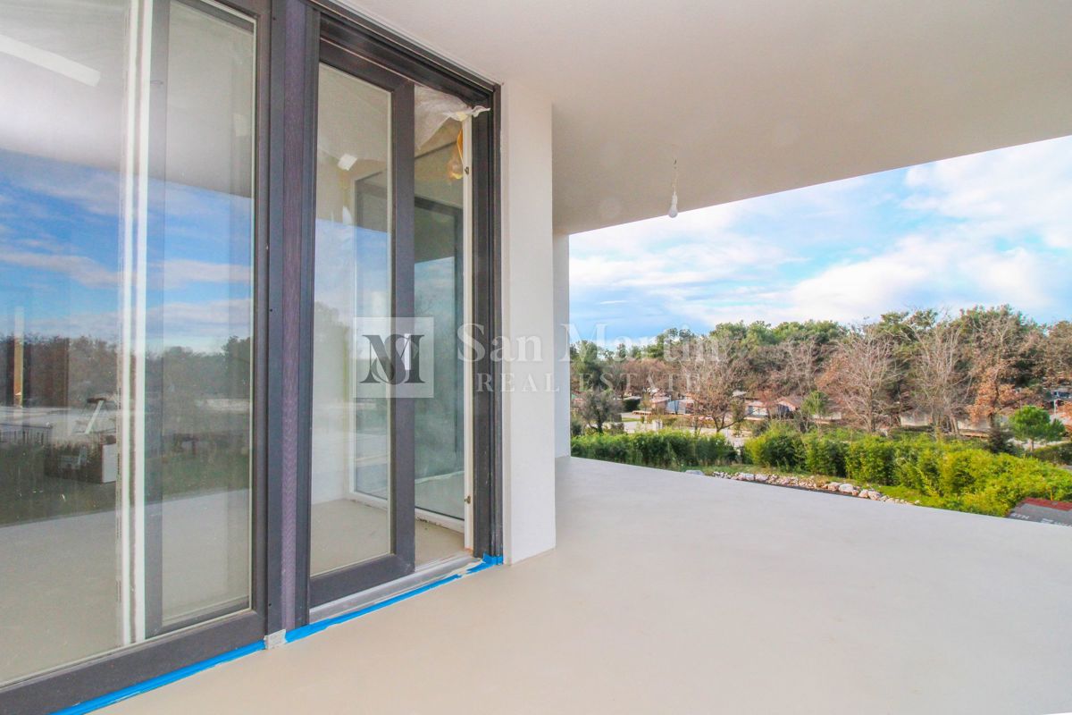 Umago - trilocale, costruzione nuova a 400 m dal mare