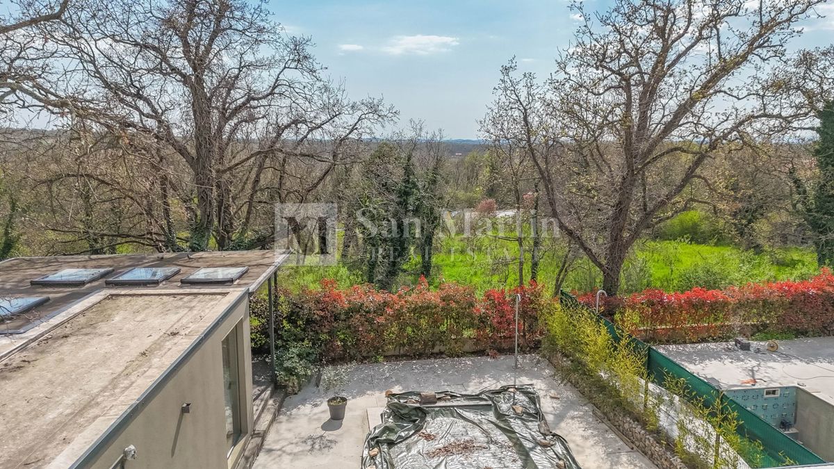 Parenzo, dintorni – fantastica piccola casa a piano terra con piscina