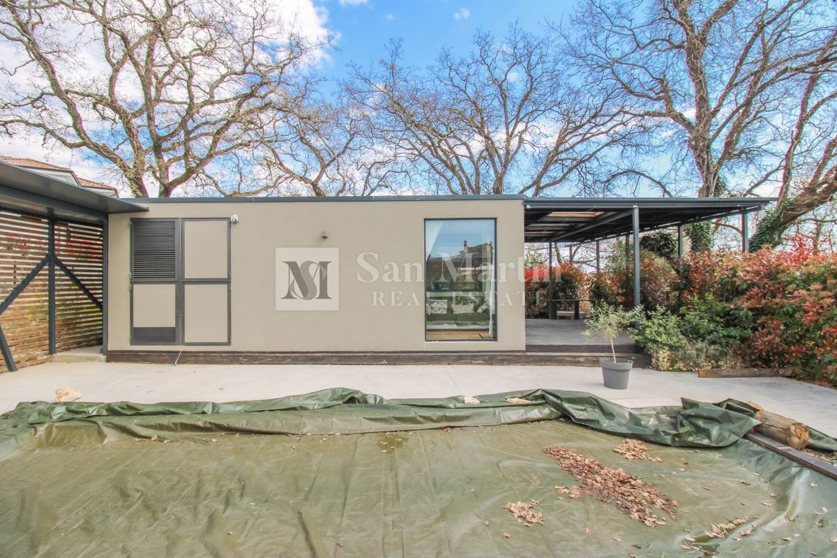 Parenzo, dintorni – fantastica piccola casa a piano terra con piscina