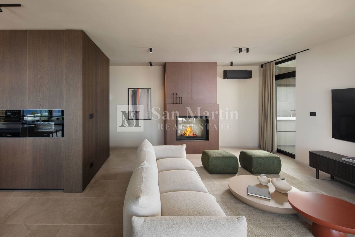 Labin, dintorni - casa lussuosa con una vista spettacolare