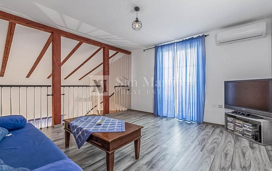 PARENZO, Casa con piscina 4 camere da letto