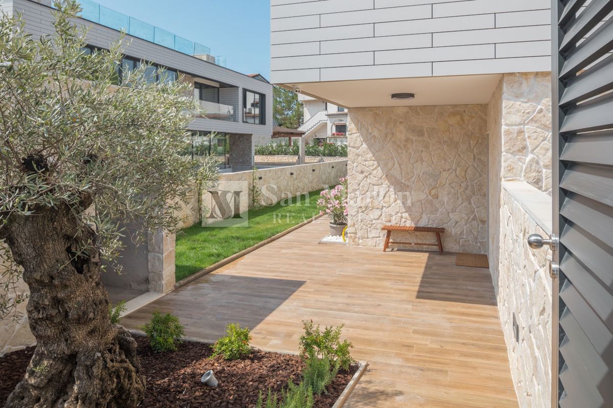 Parenzo - casa di lusso vicino al mare