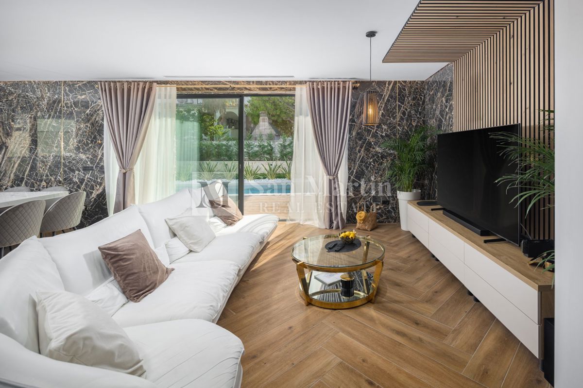 Parenzo - casa di lusso vicino al mare