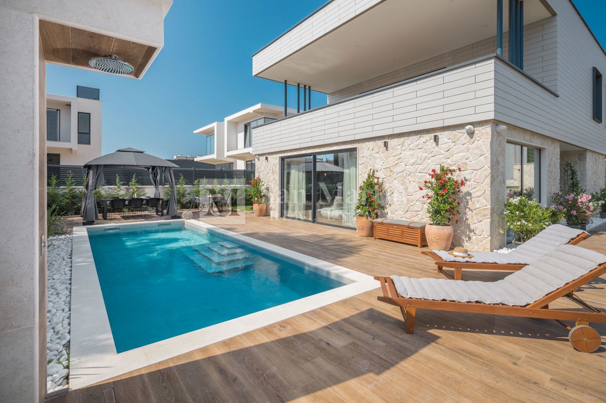 Parenzo - casa di lusso vicino al mare