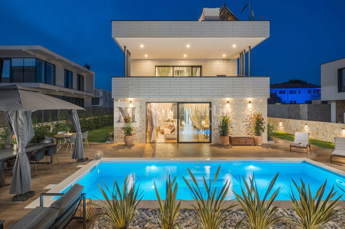 Parenzo - casa di lusso vicino al mare