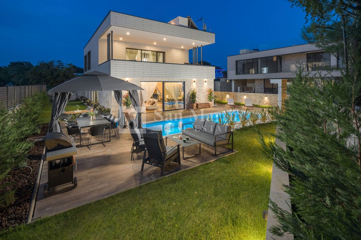 Parenzo - casa di lusso vicino al mare