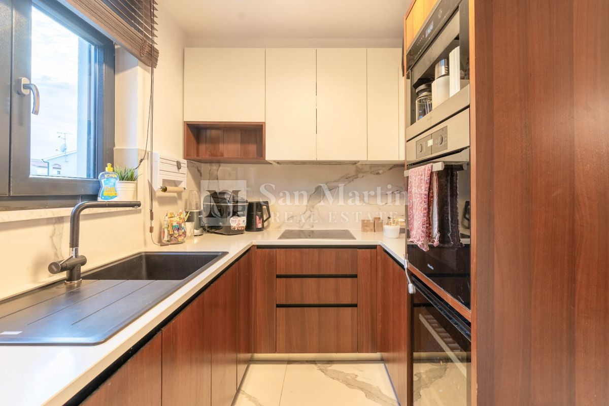 Parenzo, dintorni - Ottima casa in posizione ricercata