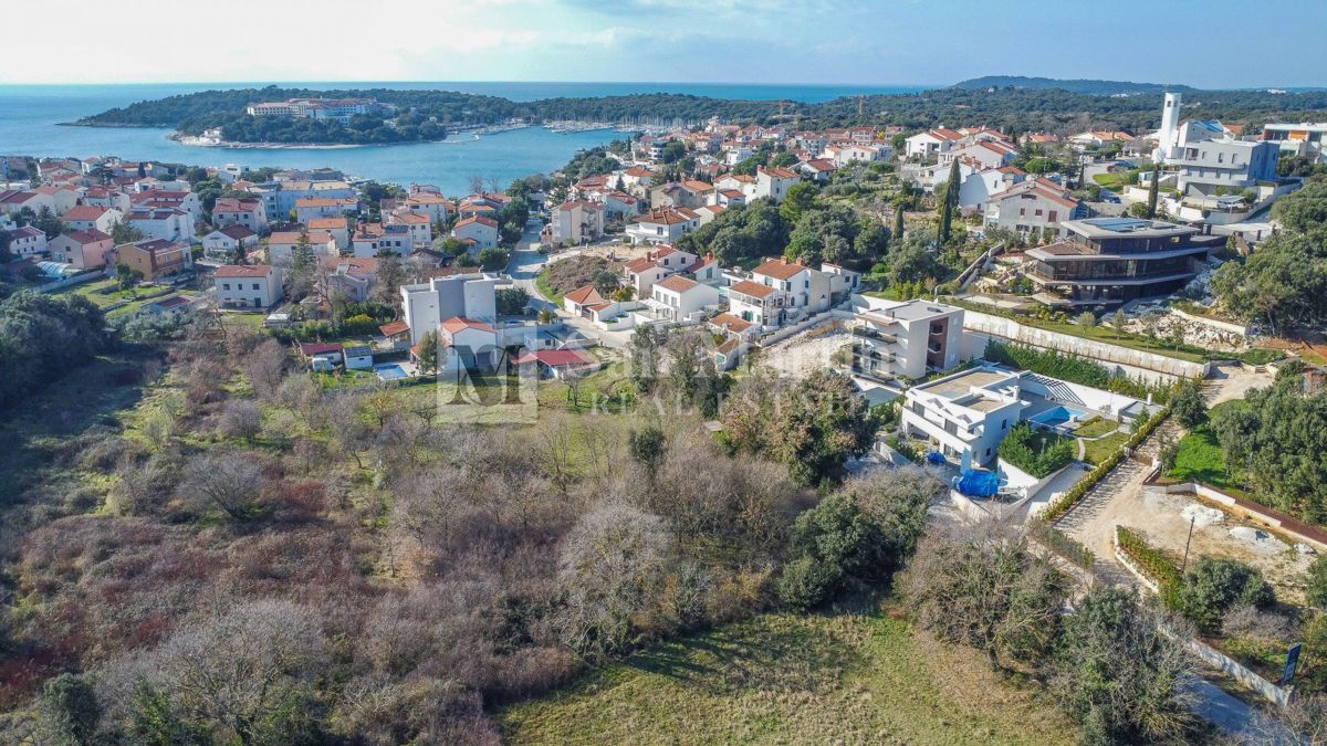 Pola, dintorni - bel terreno ai margini della città