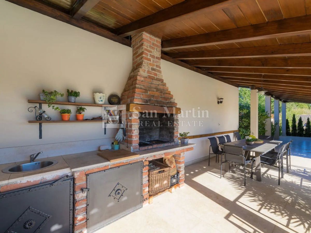 Istria, Svetvinčenat – casa tradizionale su ampio terreno