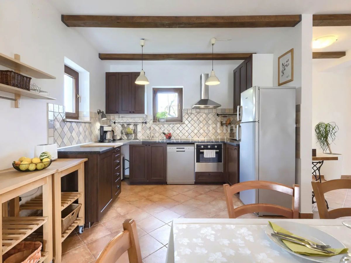 Istria, Svetvinčenat – casa tradizionale su ampio terreno