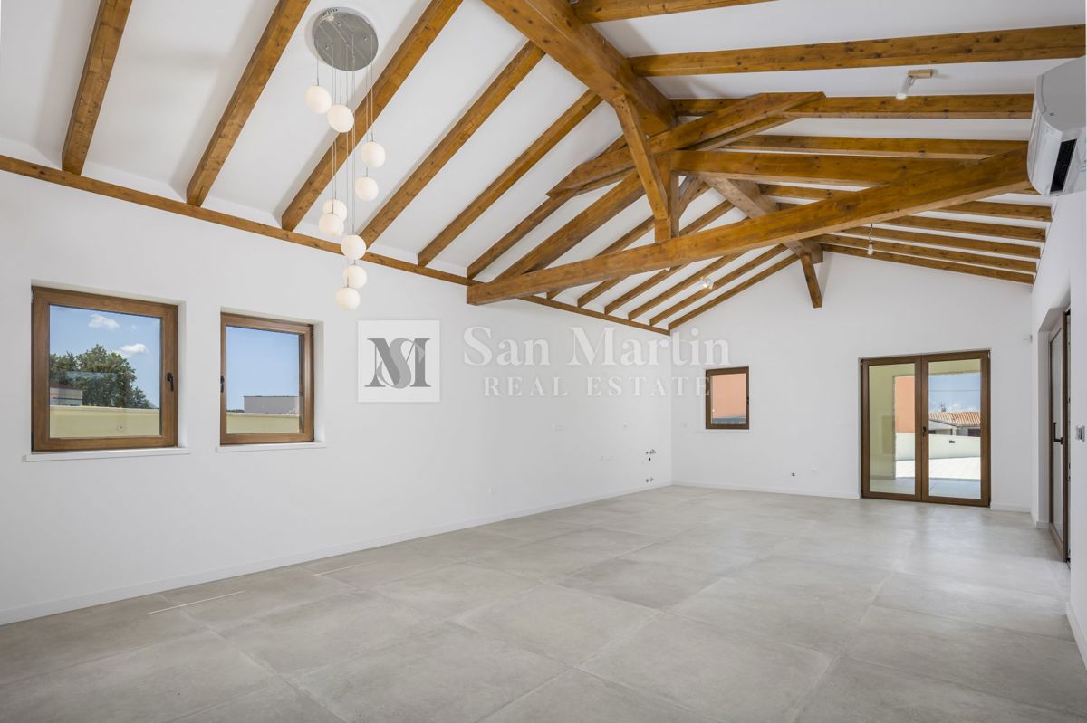 Parenzo, dintorni - eccellente casa a un piano con piscina riscaldata