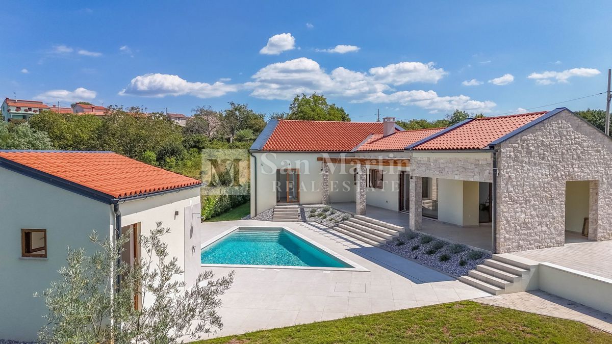 Parenzo, dintorni - eccellente casa a un piano con piscina riscaldata