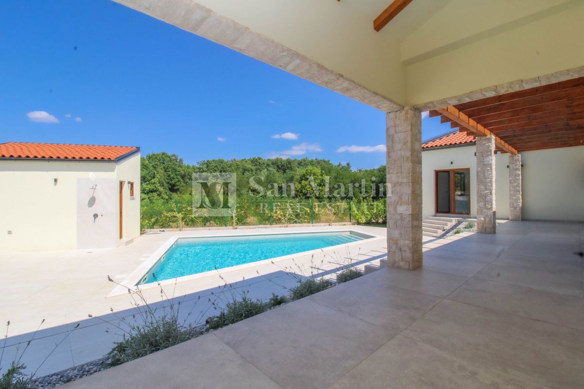 Parenzo, dintorni - eccellente casa a un piano con piscina riscaldata