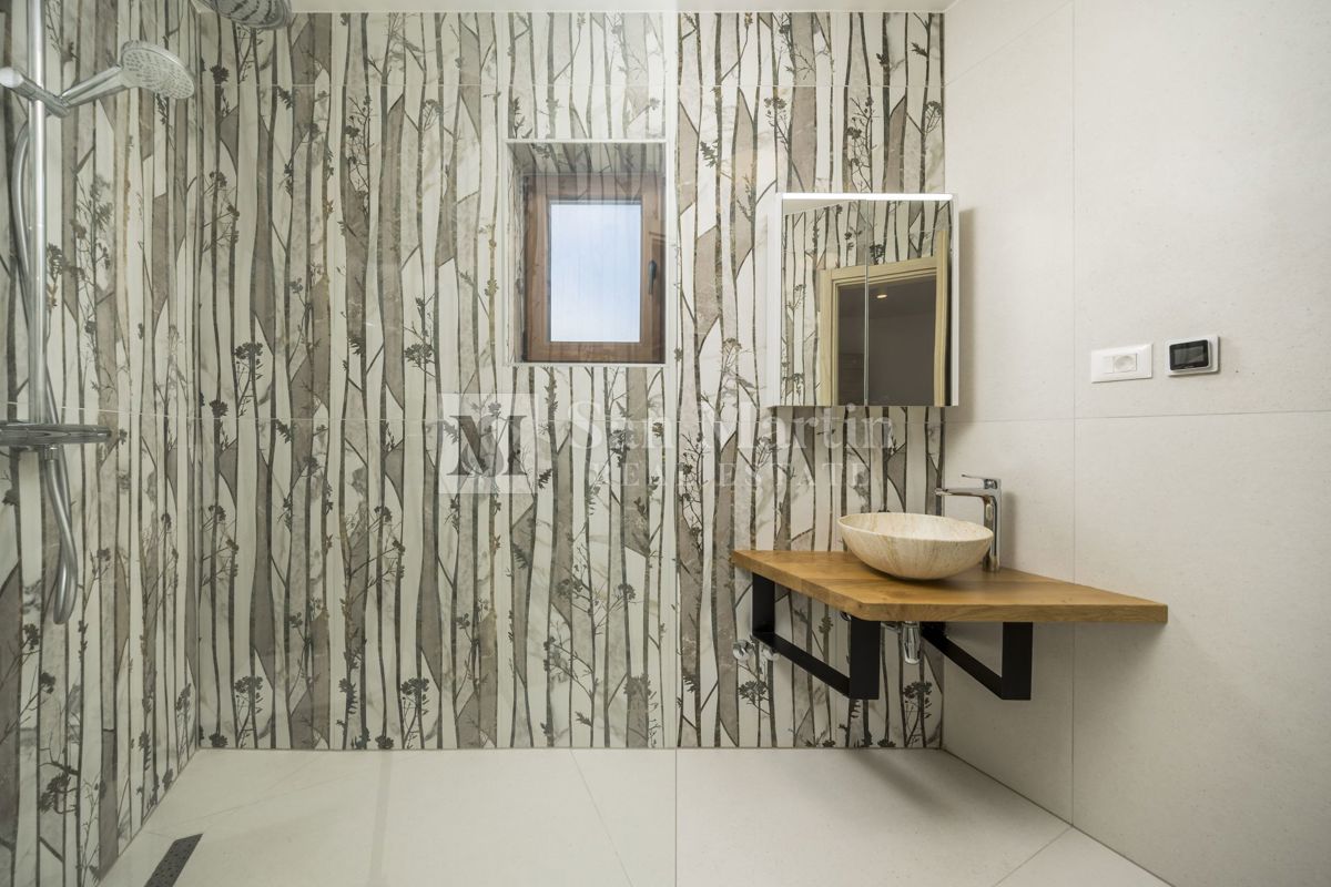 Parenzo, dintorni - eccellente casa a un piano con piscina riscaldata