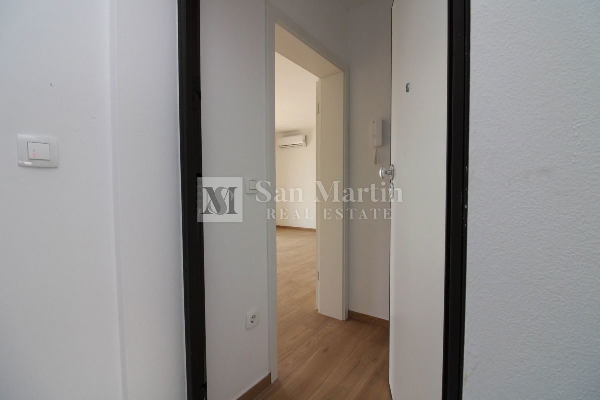 Parenzo, dintorni – appartamento in nuova costruzione con due camere da letto!