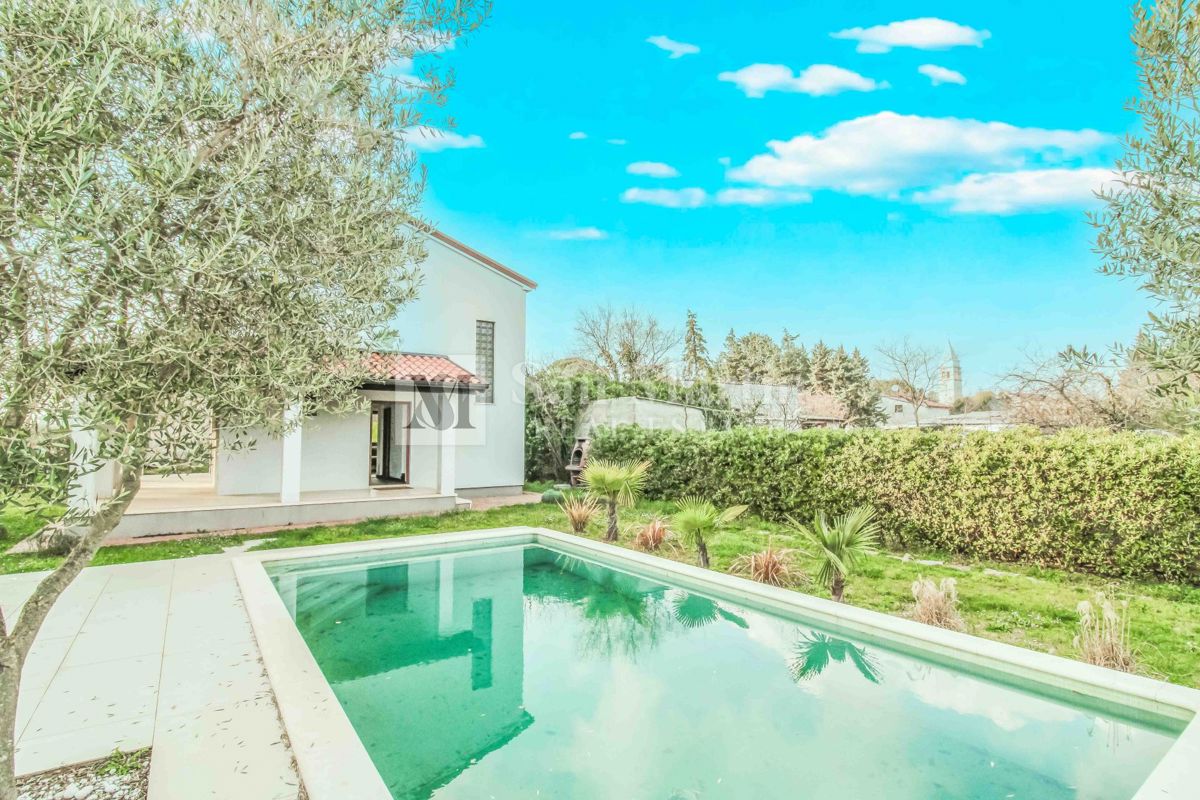 KRNICA - Casa con piscina e tre camere da letto