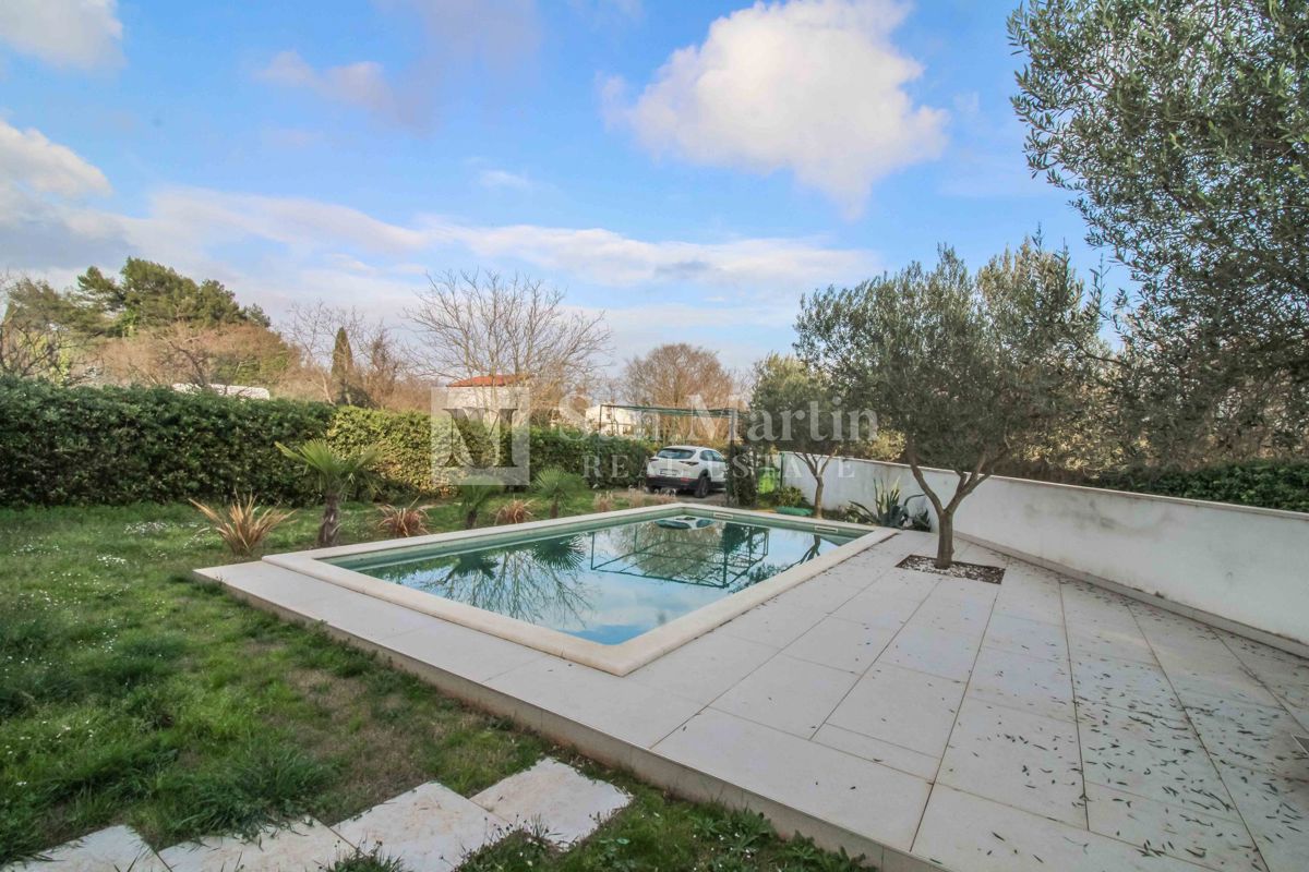 KRNICA - Casa con piscina e tre camere da letto